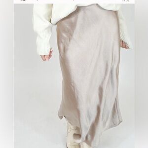 NWOT Talulah Champagne Skirt Size Small